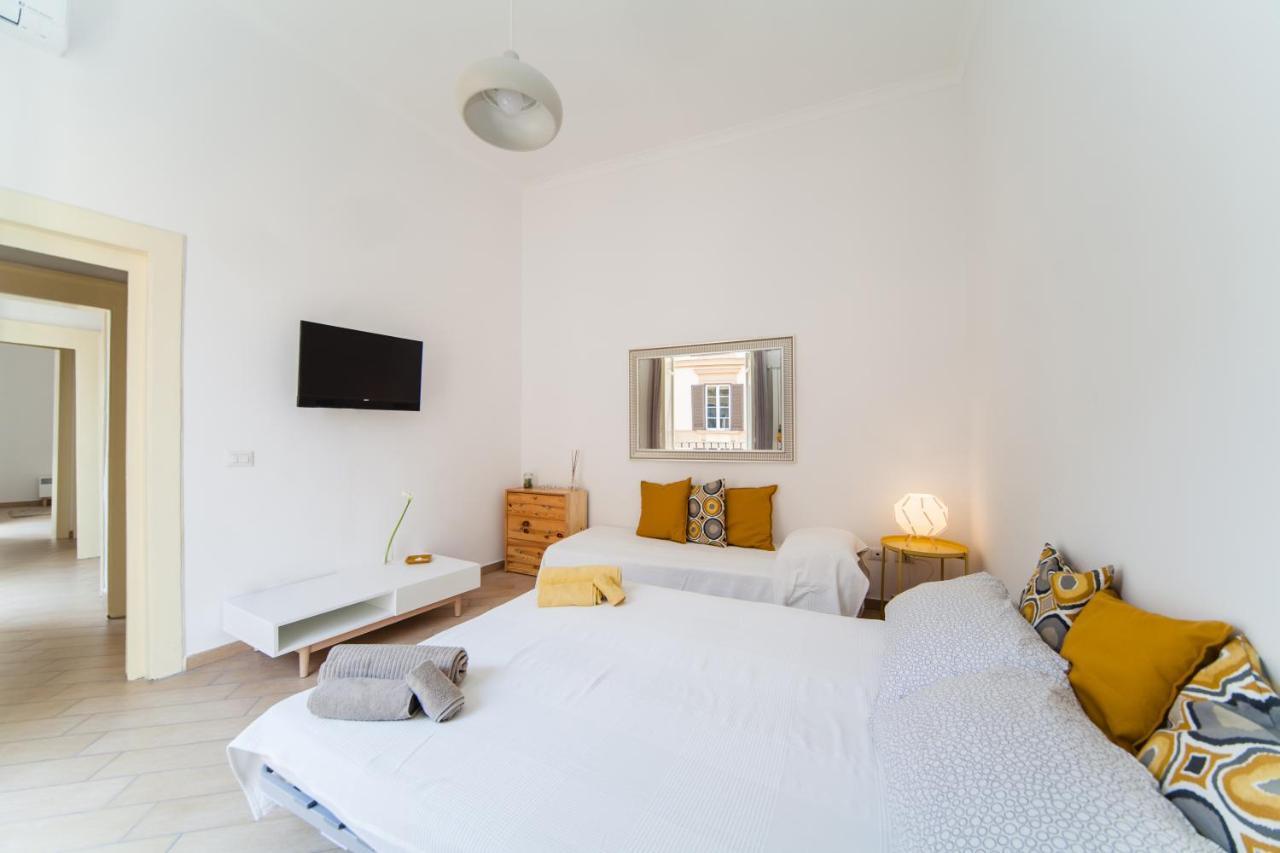 Napoli Centro Suite - Duomo Apartment Dış mekan fotoğraf