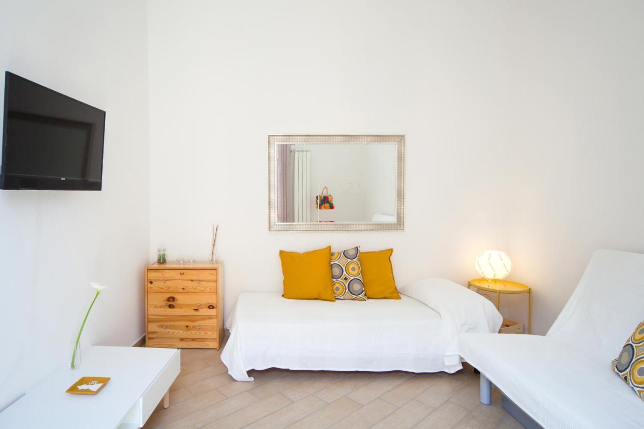 Napoli Centro Suite - Duomo Apartment Dış mekan fotoğraf