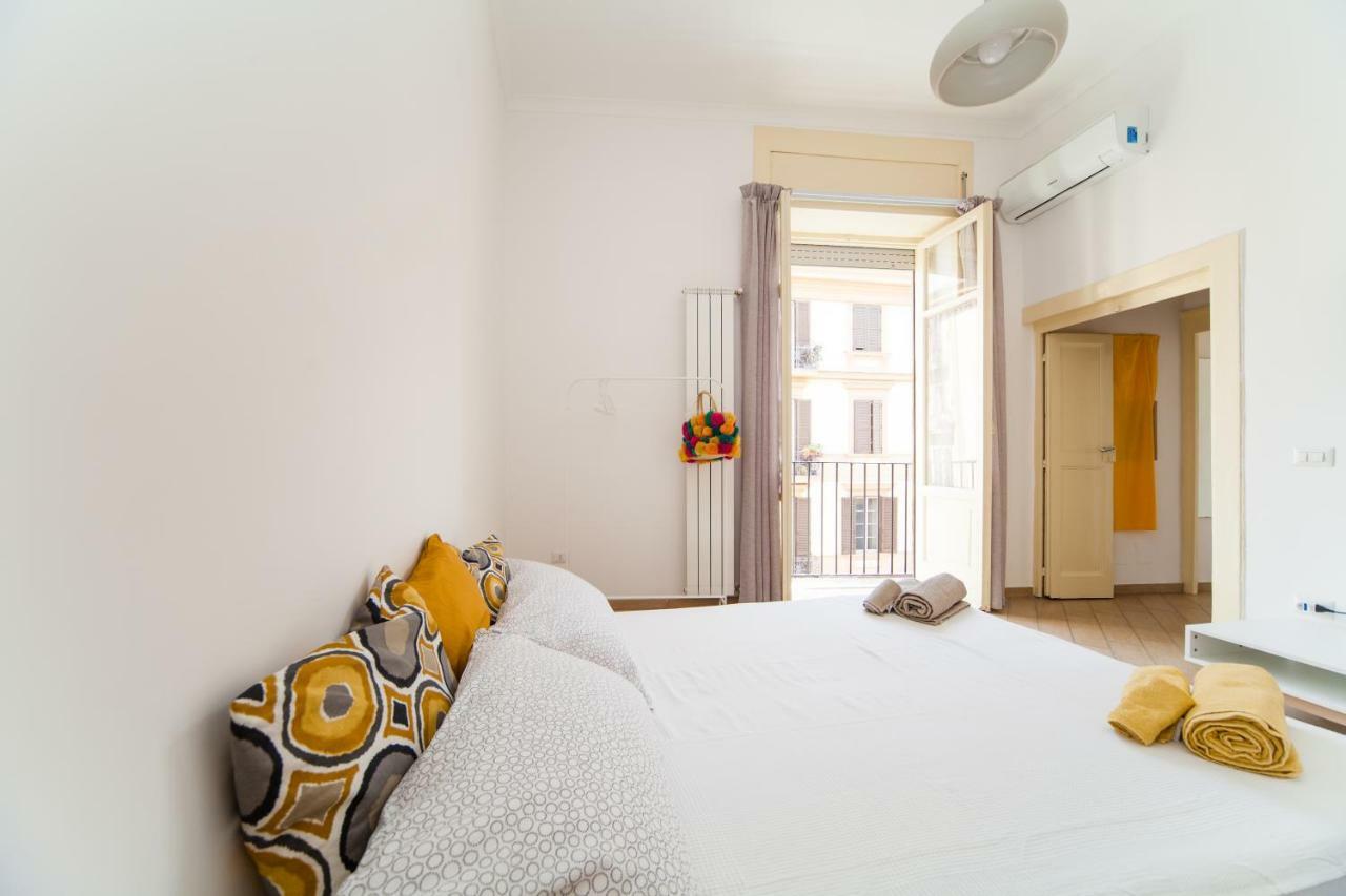 Napoli Centro Suite - Duomo Apartment Dış mekan fotoğraf